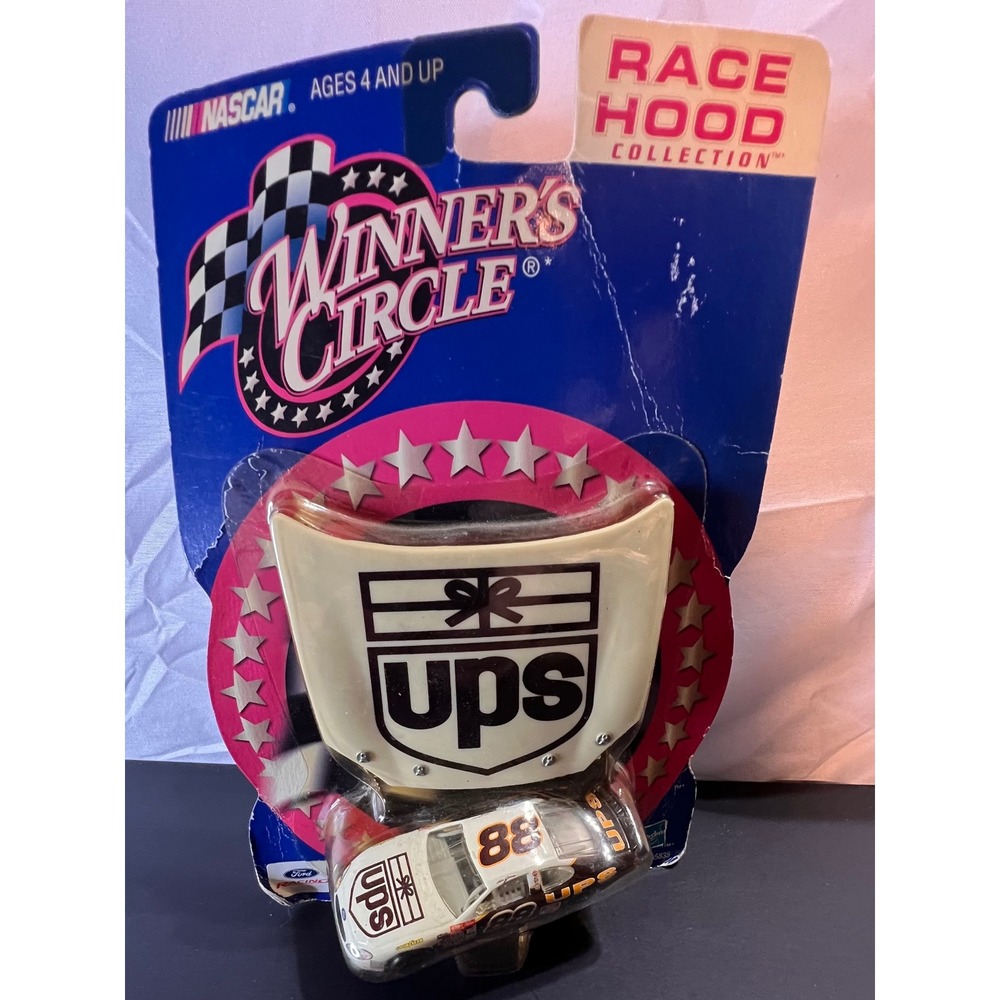 Winner's Circle 1/64 Diecast Dale Jarrett #88 UPS Ford Taurus New Race Hood 2000